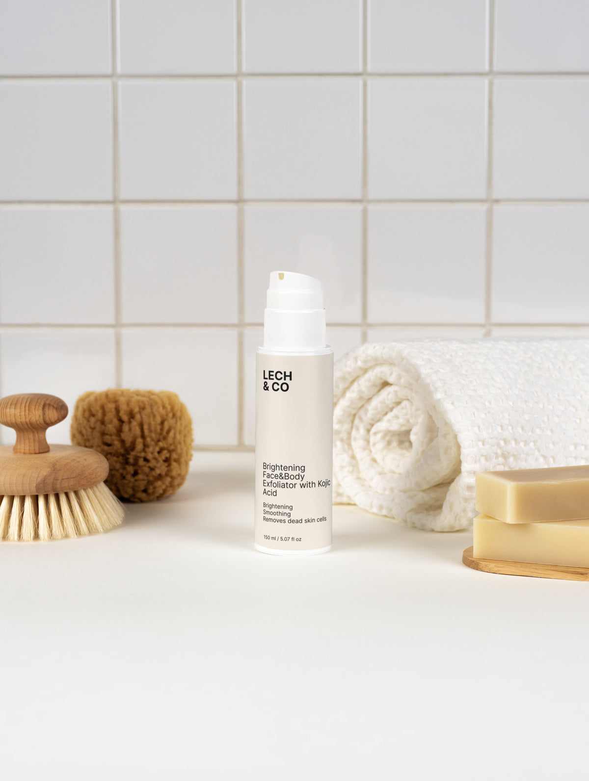 Brightening Face&Body Exfoliator with Kojic Acid